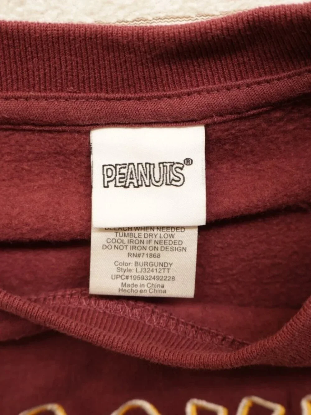 Peanuts-Snoopy SweatShirt Size XXS (00) Womens Happiness Is Being yourself Rare